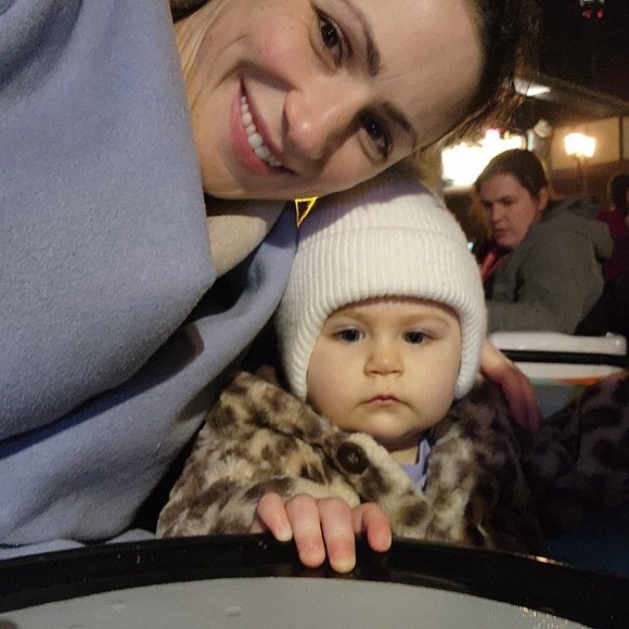 Meet your Posher, Jillian - Picture 1 of 1